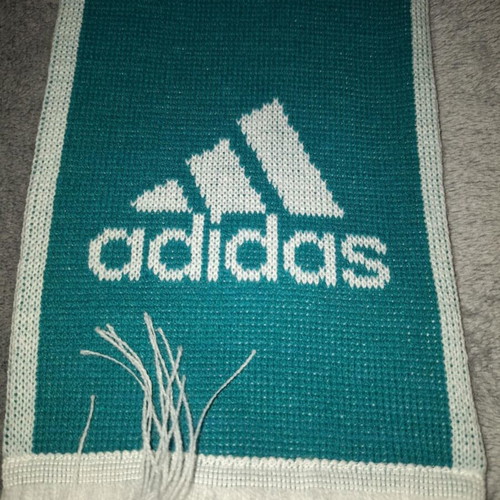 Adidas Deutschland scarf sample model like new