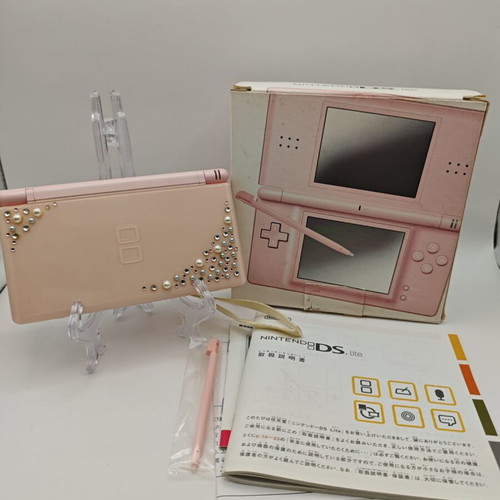 Nintendo DS Lite pink used with box and USB charger