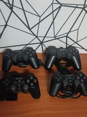 Χειριστήρια PlayStation 2 μεταχειρισμένα, σετ 4 τεμάχια με ανταλλακτικά