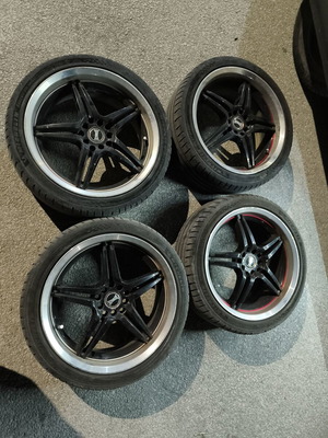 Ζάντες 215/45 R18 μεταχειρισμένες, μία ζάντα έχει χτύπημα