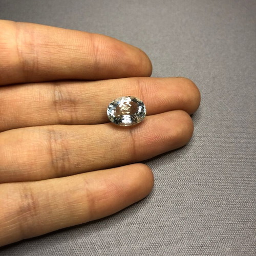 Natural Aquamarine 5.3 carats new