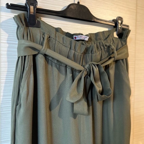 Khaki Marmalady pants like new with elastic and removable belt