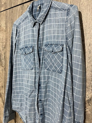 Stradivarius denim shirt like new, blue with check pattern