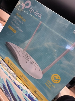 TP Link TD-W8961N modem router new sealed in box
