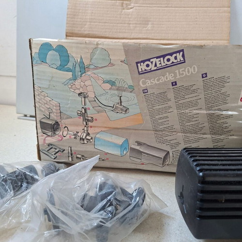 Hozelock Cascade 1500 Fountain and Waterfall Pump new in box