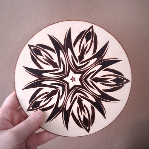 Mandala decorative woodcut new, diameter 20 cm