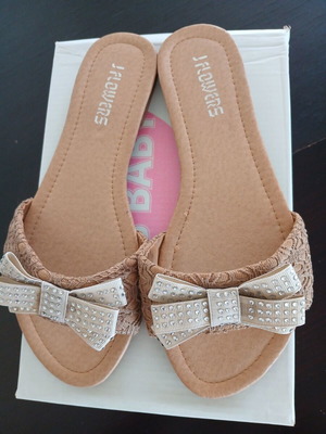 Flip-flops with rhinestones new, beige, size 37