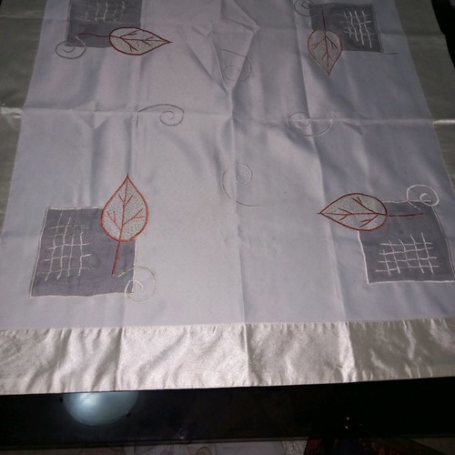 Square table linens set used, 4 pieces