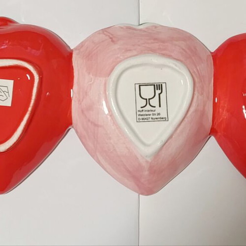 Hoff Interieur ceramic serving dish, strawberry design