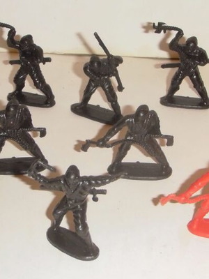 Solpa Ninja figures, pack of 14, vintage