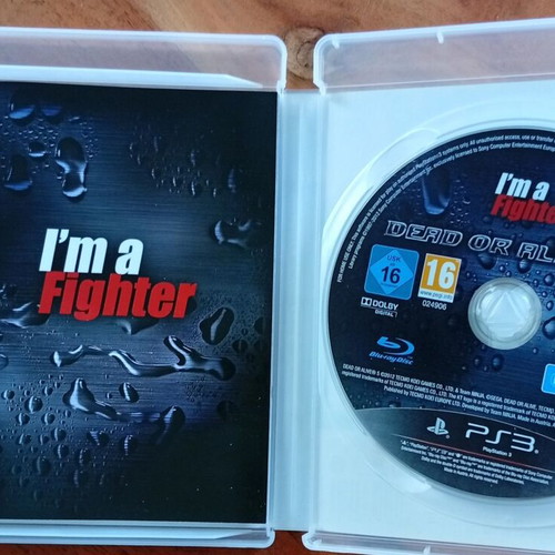 Dead or Alive 5 PS3 game used, 2012, Tecmo