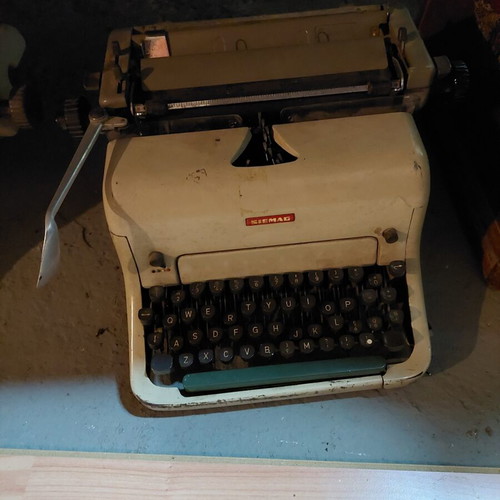 Siemag typewriters used, set of 2 old models