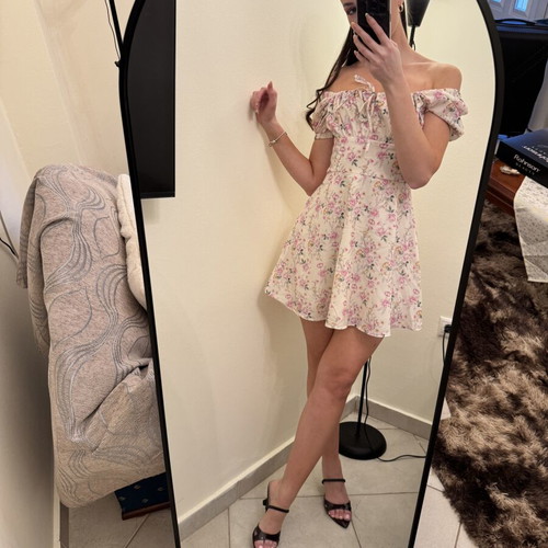 Mini floral dress Small like new, white multicolor by Decoro