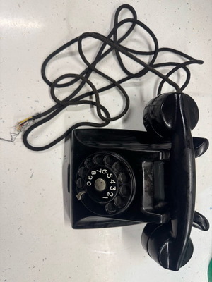 Vintage Bakelite Telephone Ericsson LM like new, black, wired