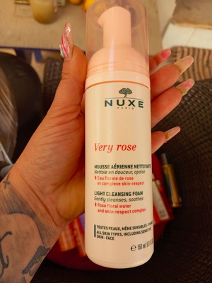 Nuxe Very Rose Light Cleansing Foam new 150 ml