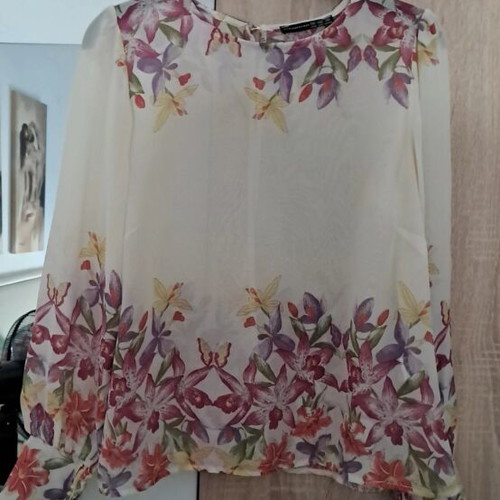 Long-sleeve muslin blouse with floral print, size M