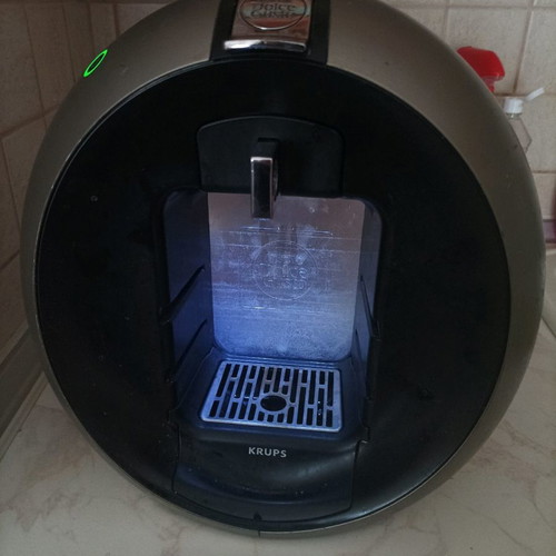 Nescafé Dolce Gusto Circolo coffee maker used with water tank issue