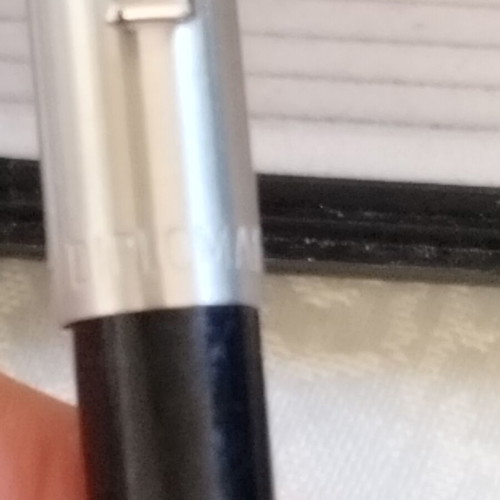 Diplomat pen used with Saudi Arabia emblem and original case