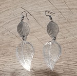 Long earrings like new, silver leaf design