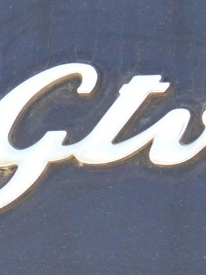 Σήματα Alfa Romeo GTV και T.Spark σαν καινούργια