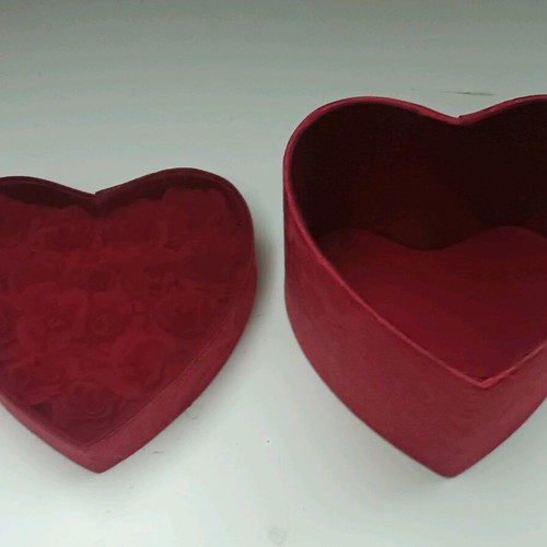 Heart-shaped box like new with roses