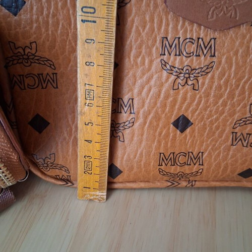 Crossbody bags beige set of 2 with wallet like new