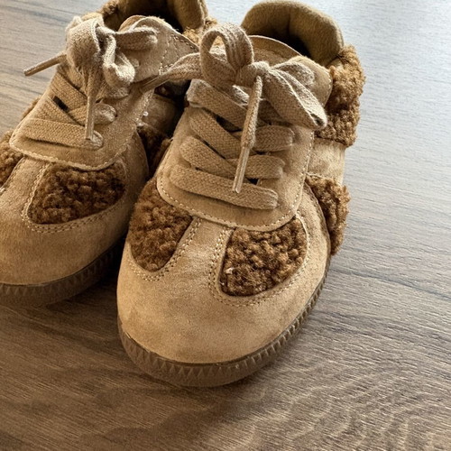 Soft shoes size 28 new, brown for kids
