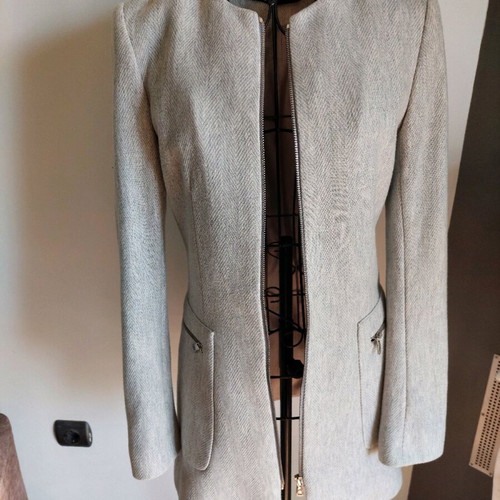 Zara coat like new, gray, size XS