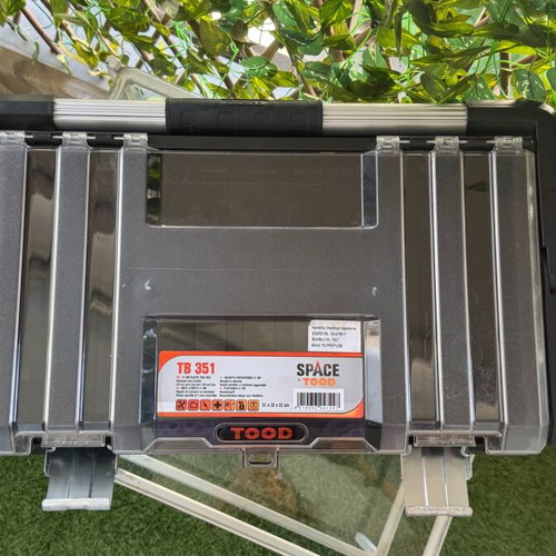 Toolbox 20'' made of polypropylene and aluminum like new