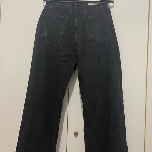 Bershka wide leg jeans size M 38 black high waist like new with rips