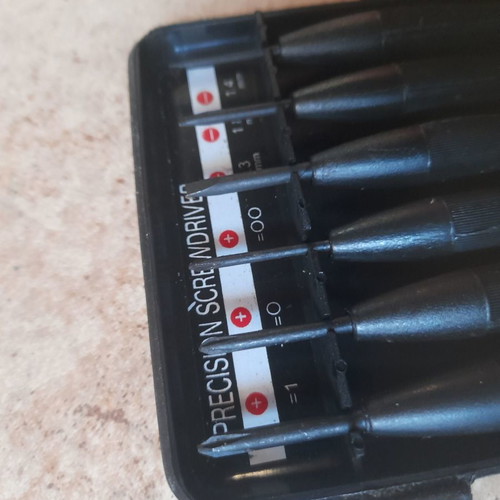 Precision screwdriver set with Torx bits 1+1