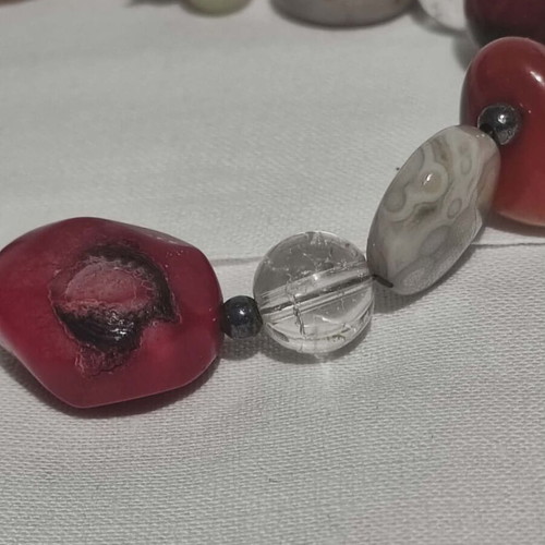 Bracelet with semi-precious stones like new, multicolor