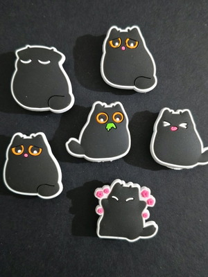 Crocs Charms Black Cat Love set like new