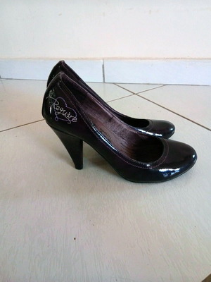 Require women's pumps dark purple size 37 like new
