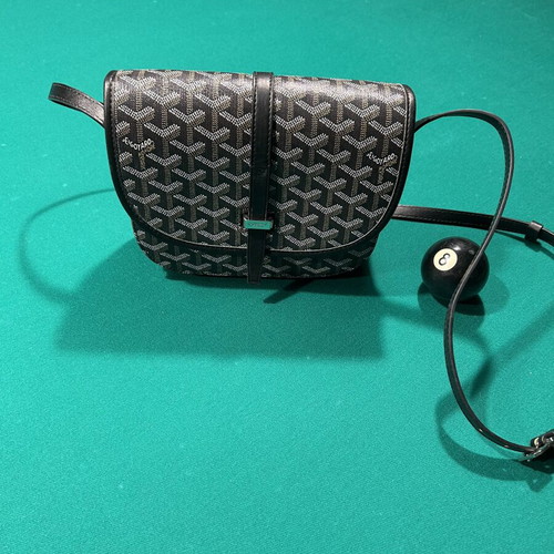 Goyard Bag very good condition with original tags