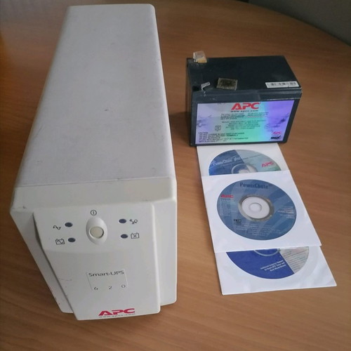 APC Smart UPS 620 VA used