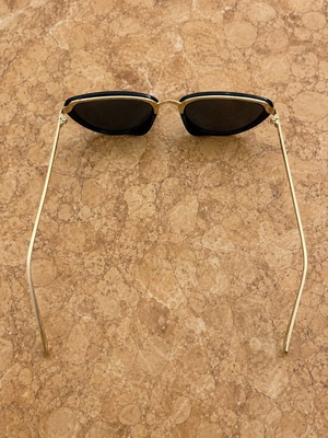 Women's cat eye sunglasses, black with gold details