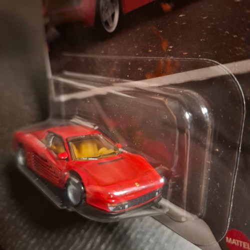 Hot Wheels Premium Ferrari Testarossa diecast car