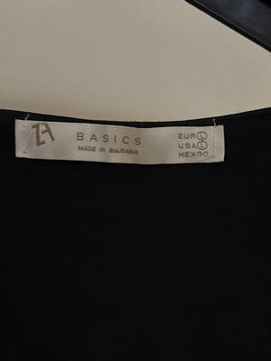 Black Basic Top Basics size L like new