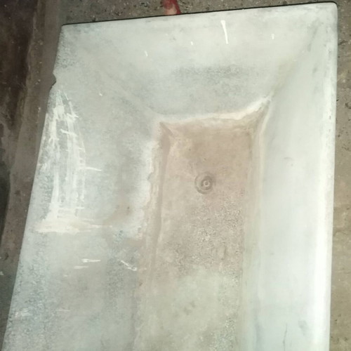 Gourna used, bathroom basin