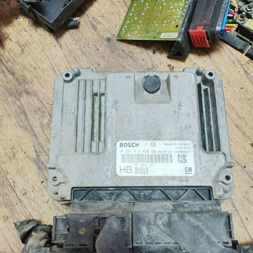 Opel Vectra C 1.9 CDTi ECU computer used