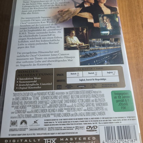 Titanic DVD like new, special edition with Leonardo DiCaprio & Kate Winslet