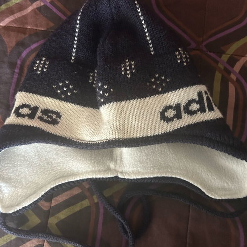 Adidas hat like new blue