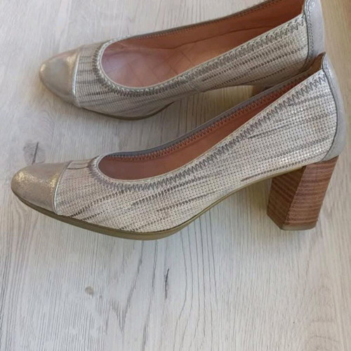 Hispanitas women's shoes made of genuine leather like new, gray and silver, size 40