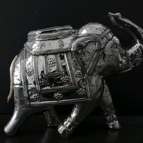 Elephant figure handmade used 25x21cm