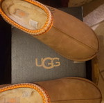 Ugg Tasman slippers size 45 new, brown and yellow