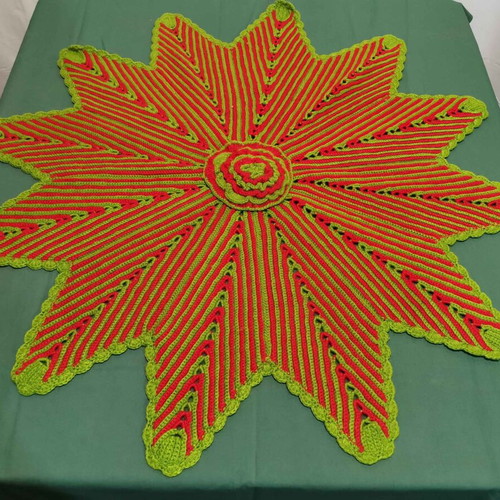 Decorative knitted star-shaped used, 1950s era