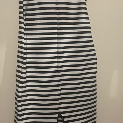 Zara black and white strapless dress size small like new