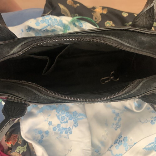 Longchamp patent leather black handbag like new