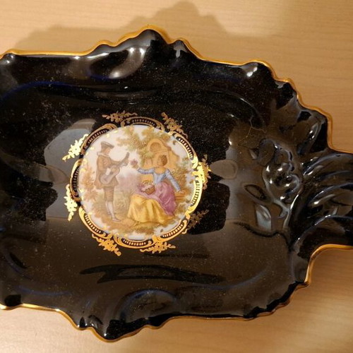 Limoges decorative plate like new with blue and gold details